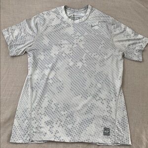 Men’s Nike Pro Combat Dri-Fit Fitted Tee